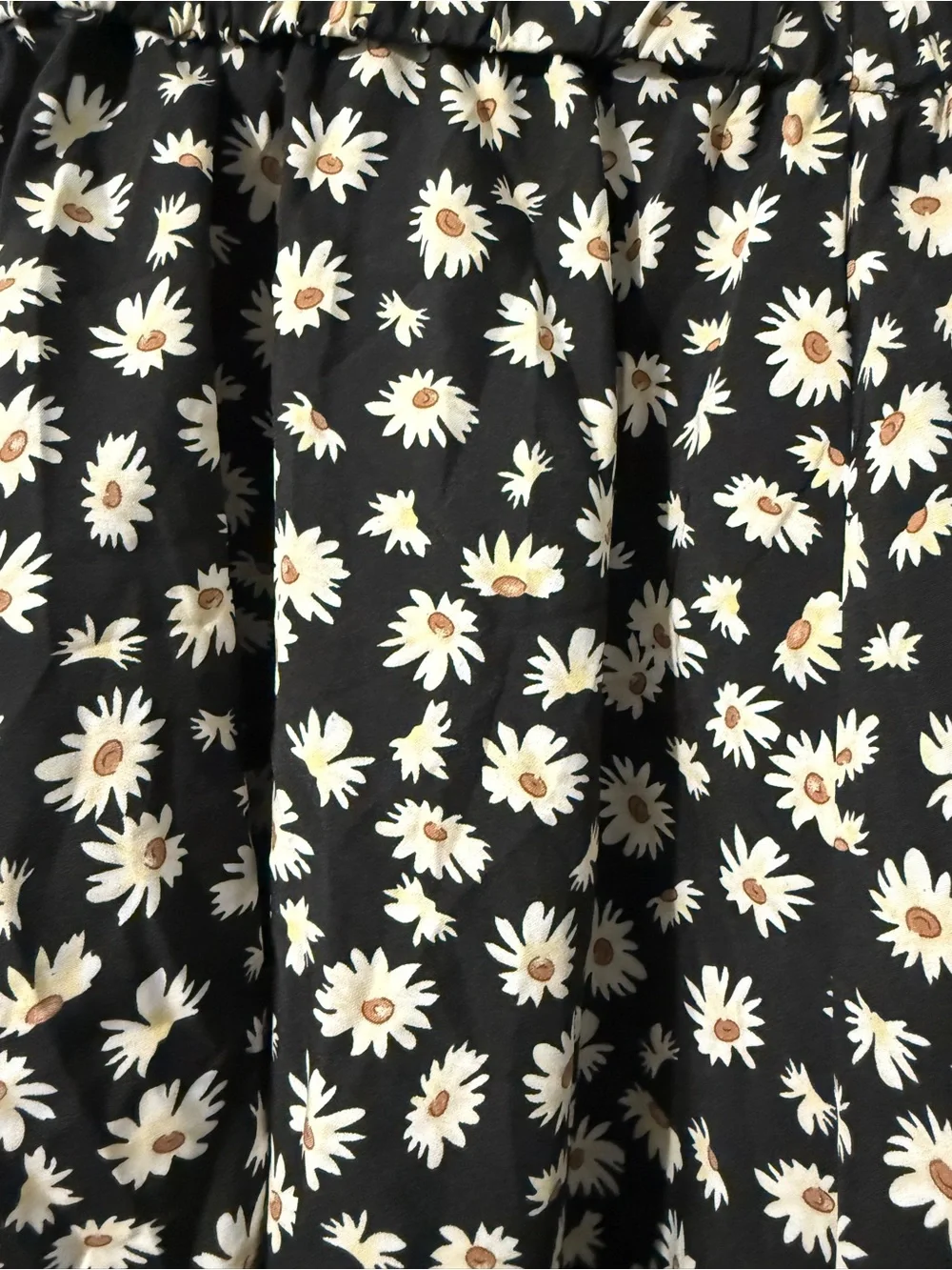 Whimsical Super Flowy White Daisy Print Fairycore Black Shorts 3XL